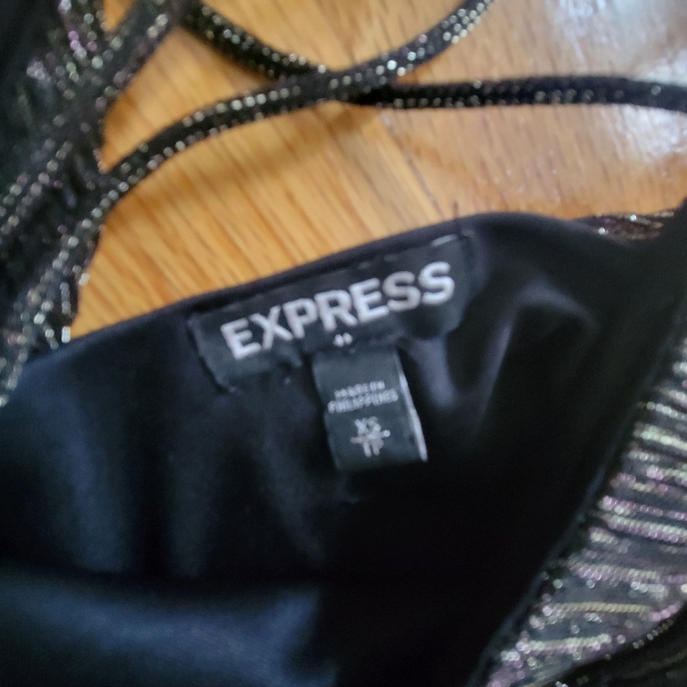 Express Metallic Shimmer Cami Top XS - Picture 4 of 5
